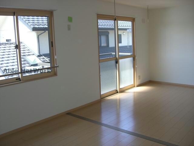 アゼリアコート・友の物件内観写真