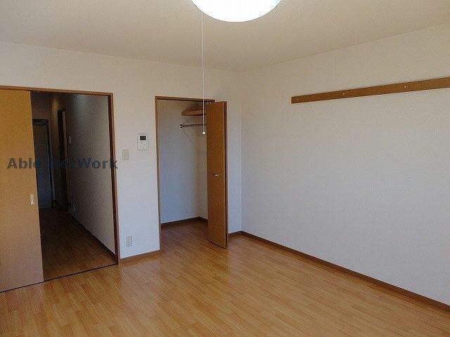 ストリーム・テラの物件内観写真