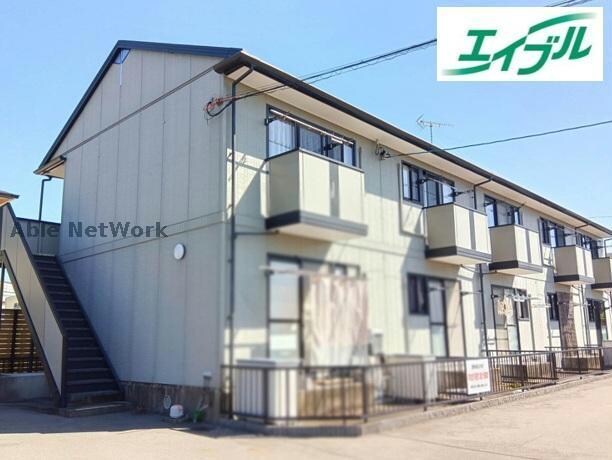 サンパレス A・B棟の物件外観写真