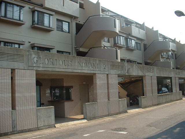 グローリアス小牧第２　の物件外観写真