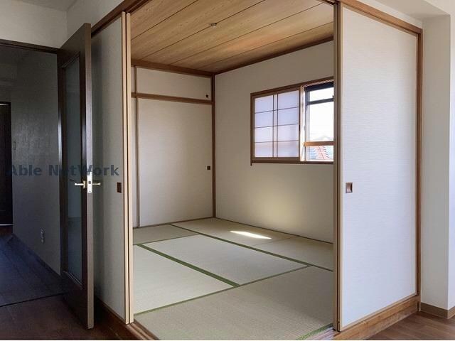 グローリアス小牧第２　の物件内観写真