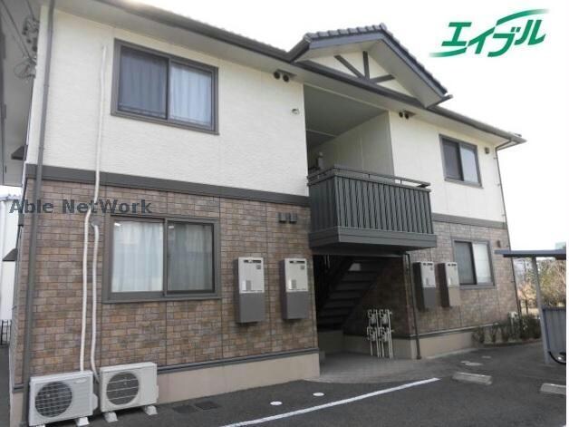 カトルセゾンA・Bの物件外観写真