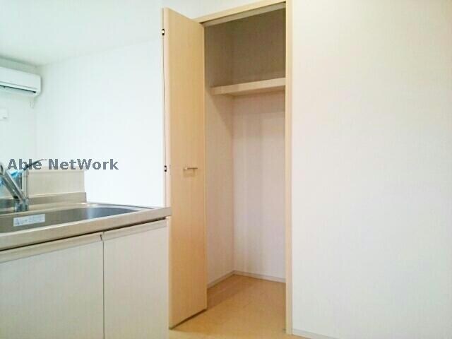 ウィステリアサカキの物件内観写真