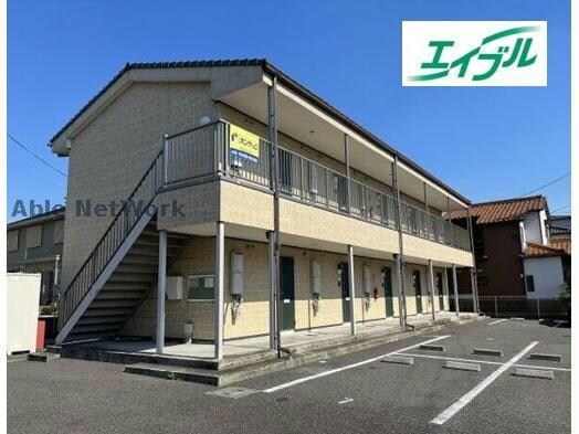 リヴュールの物件外観写真