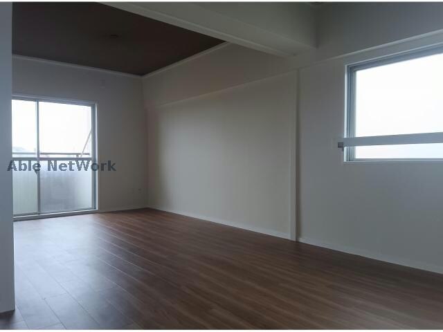 寿ゞやマンション小牧 401号室の物件内観写真