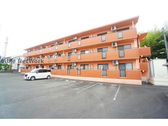 ラポージュの物件外観写真