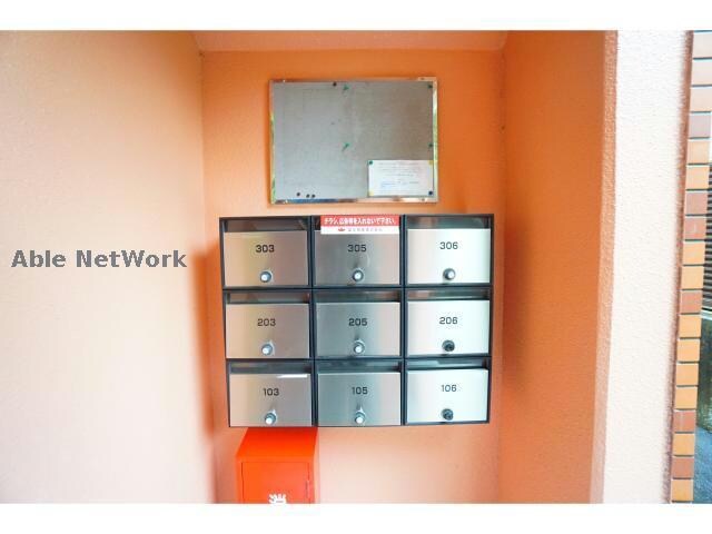 ラポージュの物件外観写真