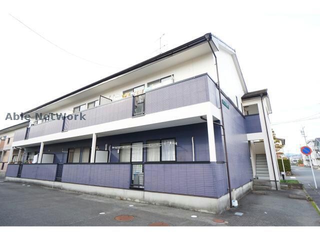 ロリヴィエⅡの物件外観写真