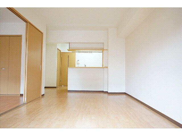 ベルフラワー壱番館の物件内観写真