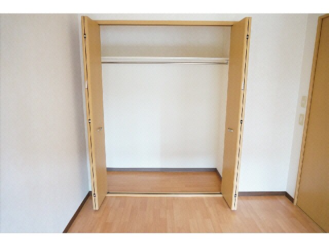 ベルフラワー壱番館の物件内観写真