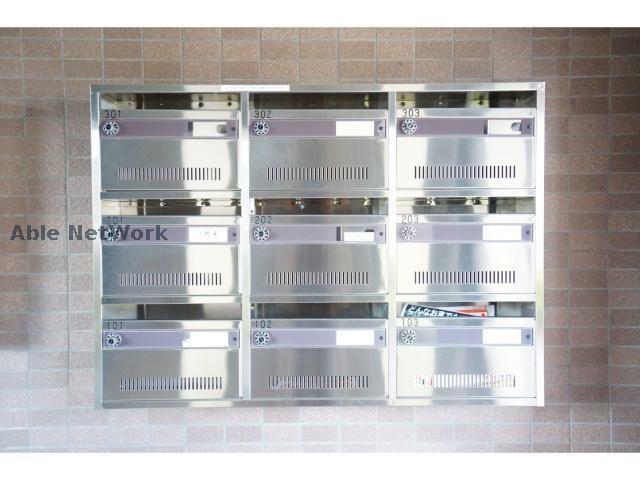 ベルフラワー壱番館の物件外観写真