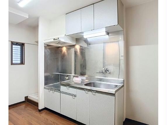 ローランギャロスの物件内観写真