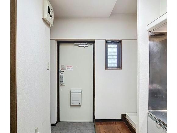 ローランギャロスの物件内観写真