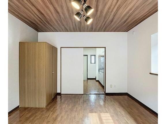 ローランギャロスの物件内観写真