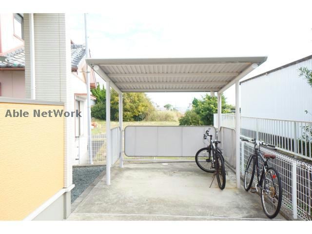 グランブルー３ｒｄの物件外観写真