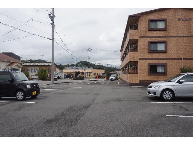 菊川駅 バス7分  菊川警察署東下車：停歩7分 1階の物件外観写真