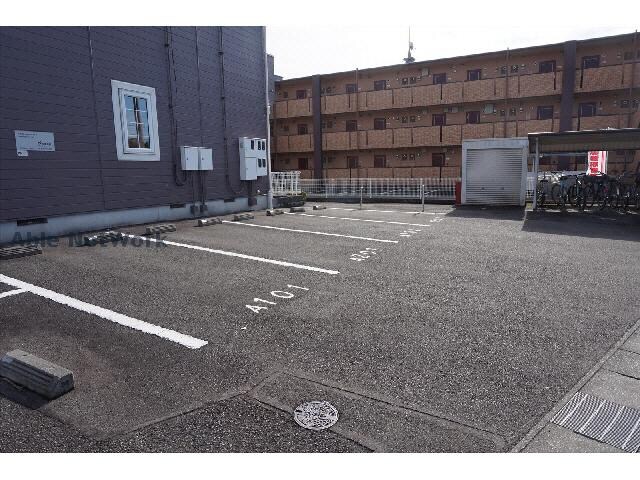 グラン・シェルＡの物件外観写真