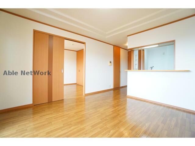 エマーブルの物件外観写真