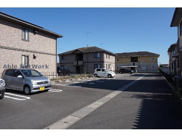 メイプルＣの物件外観写真