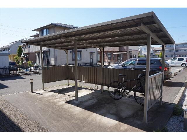 メイプルＣの物件外観写真