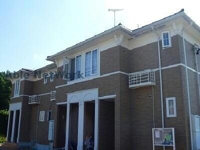 メゾン・ドゥ・アベェニールBの物件外観写真