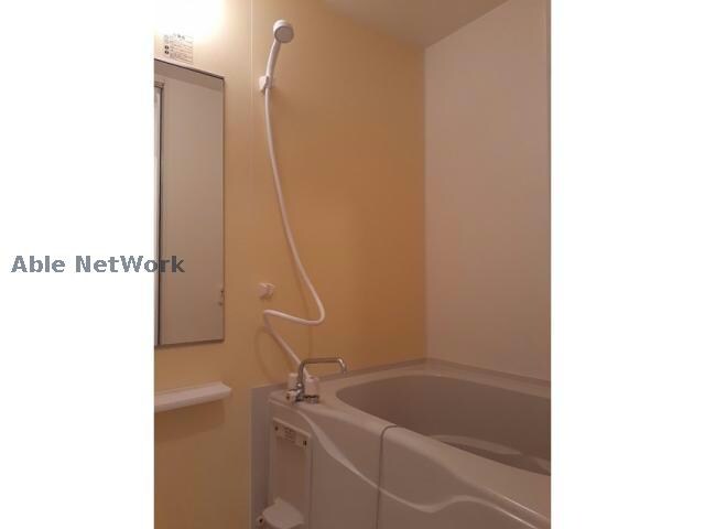 カーサ　ヴィアーレの物件内観写真