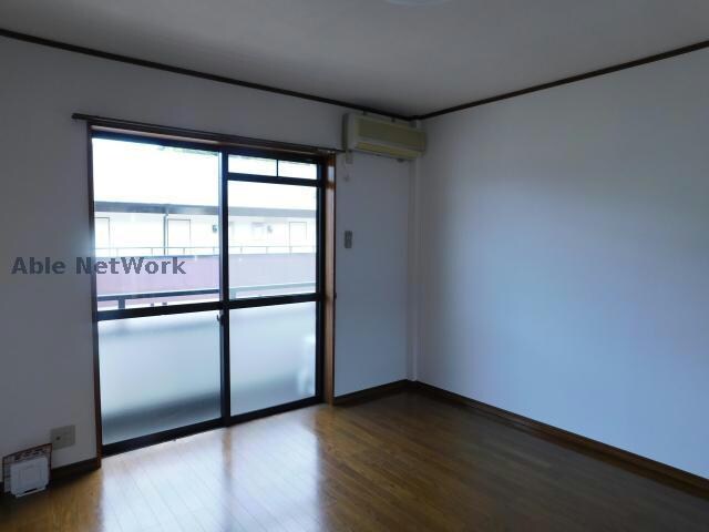 ロランジュＡの物件内観写真