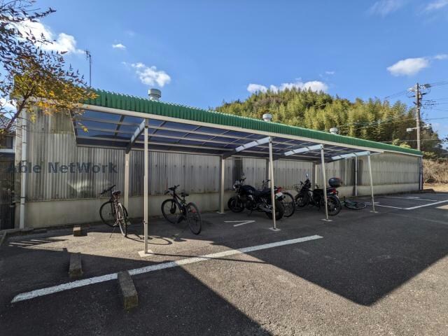 ロランジュＡの物件外観写真