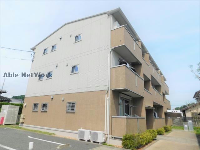 オッツ竹谷の物件外観写真