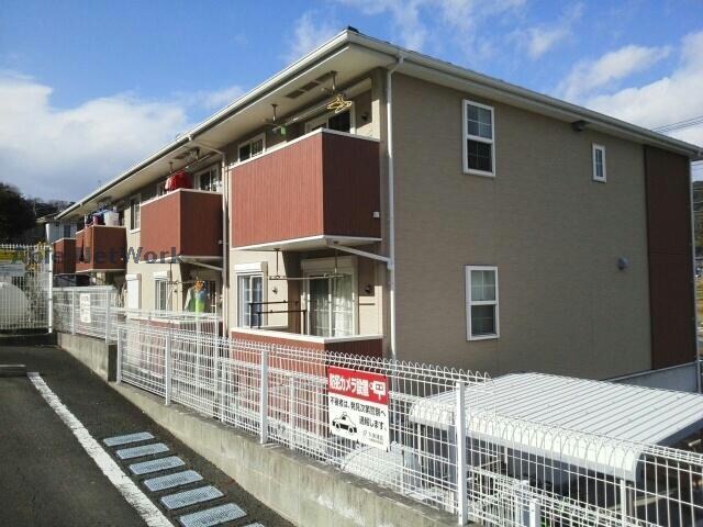 ハイ　ルーメスの物件外観写真