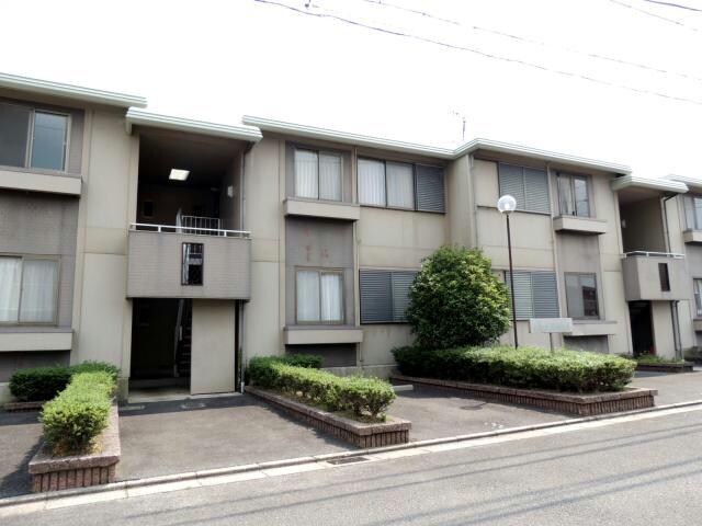 アーバン緑ヶ丘の物件外観写真