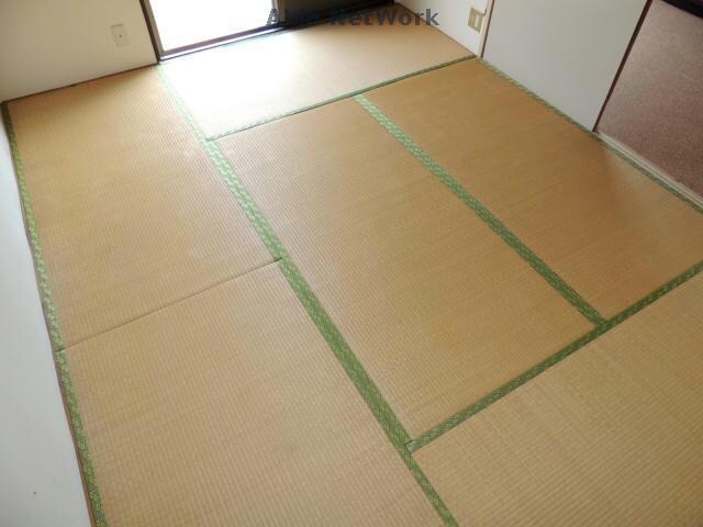 アーバン緑ヶ丘の物件内観写真