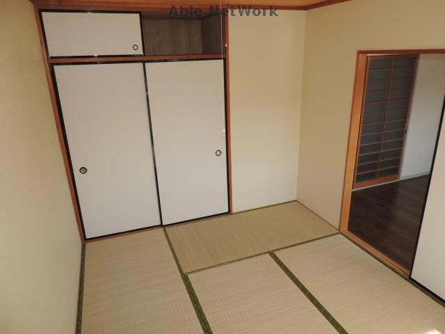 エルシャトー鴻之台の物件内観写真