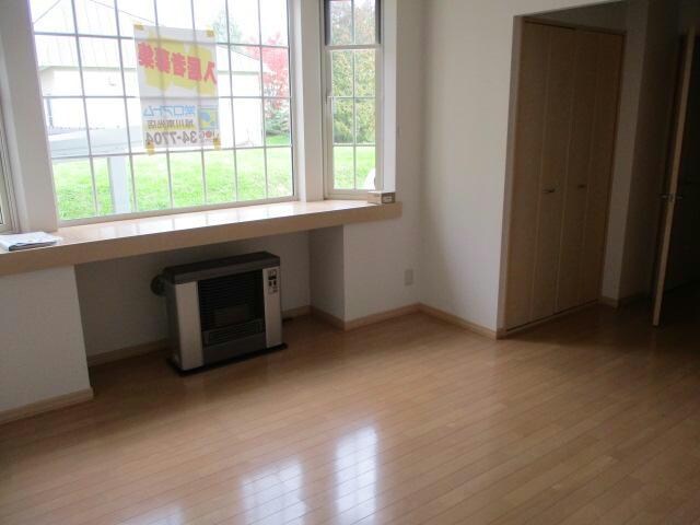 エルム医大前Cの物件内観写真