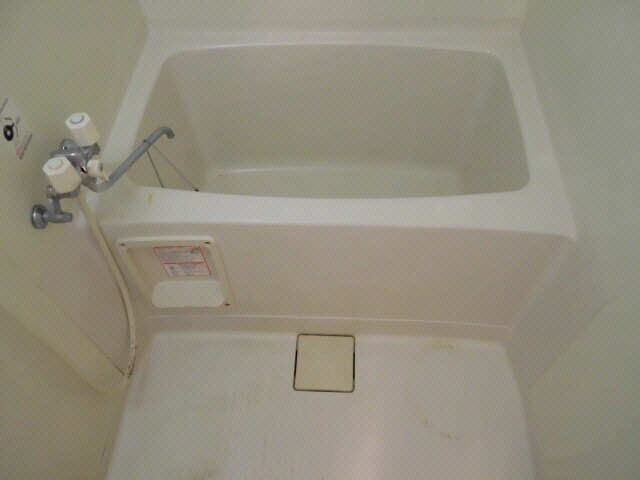 エルム医大前Cの物件内観写真