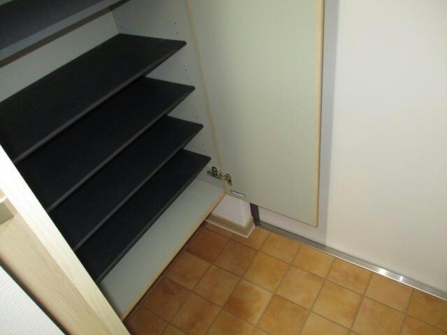 コンフォルト6条の物件内観写真