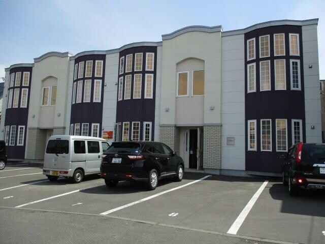 E-フローレスの物件外観写真