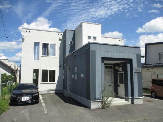 ＡＤＲＩＡの物件外観写真