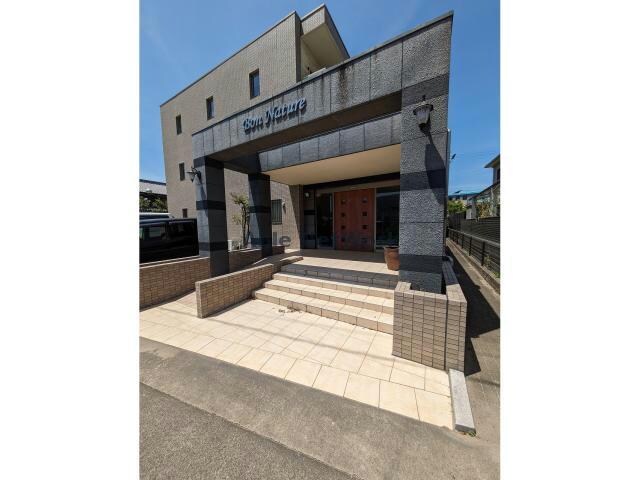 西尾駅 バス20分  一色渡船場下車：停歩2分 2階の物件外観写真