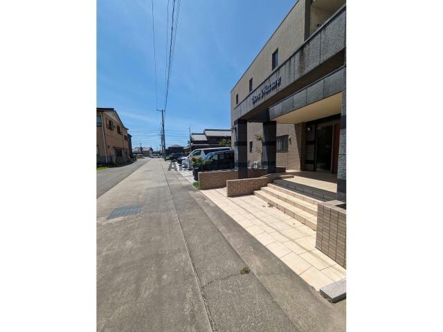 西尾駅 バス20分  一色渡船場下車：停歩2分 2階の物件外観写真