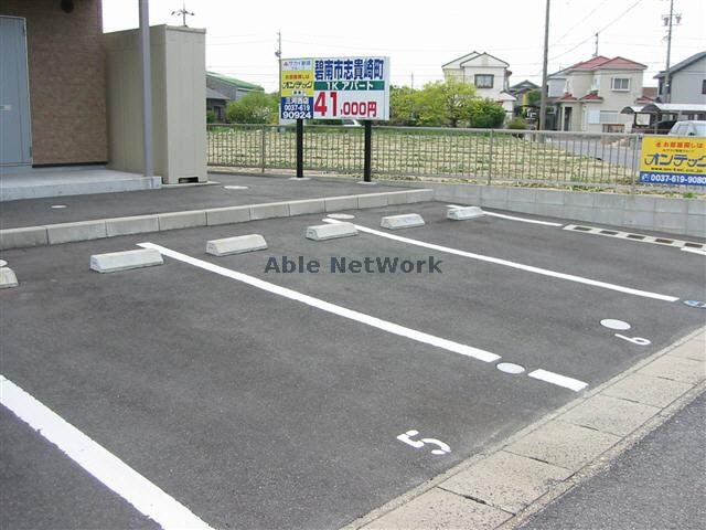 志貴崎町 徒歩2分 2階の物件外観写真