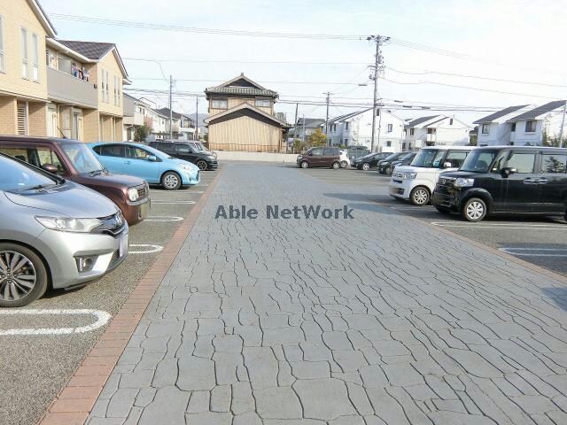 上横須賀駅 徒歩7分 1階の物件外観写真