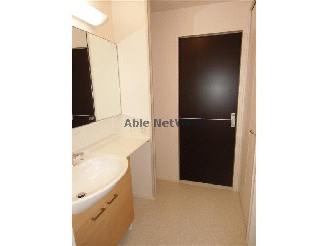 碧南中央駅 バス30分  上町下車：停歩1分 2階の物件内観写真