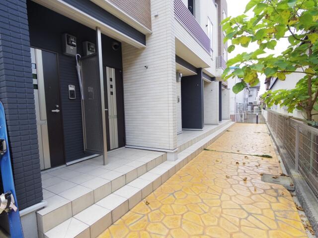 奈良駅 バス10分  大和ハウス前下車：停歩5分 3階の物件外観写真