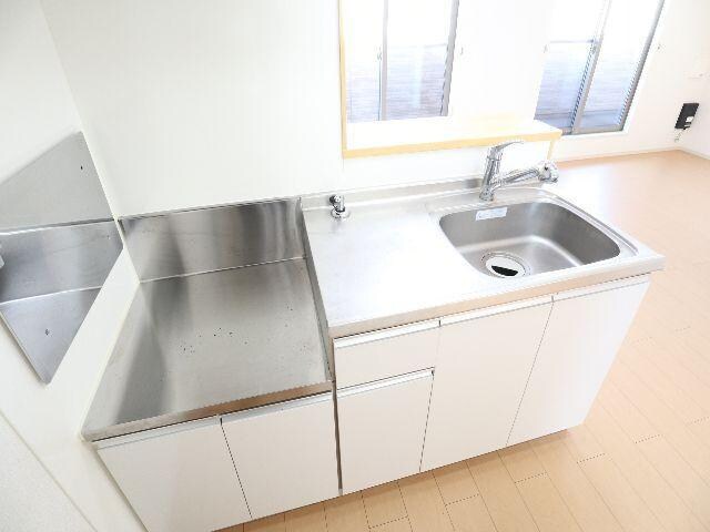 奈良駅 バス14分  西九条町下車：停歩4分 2階の物件内観写真