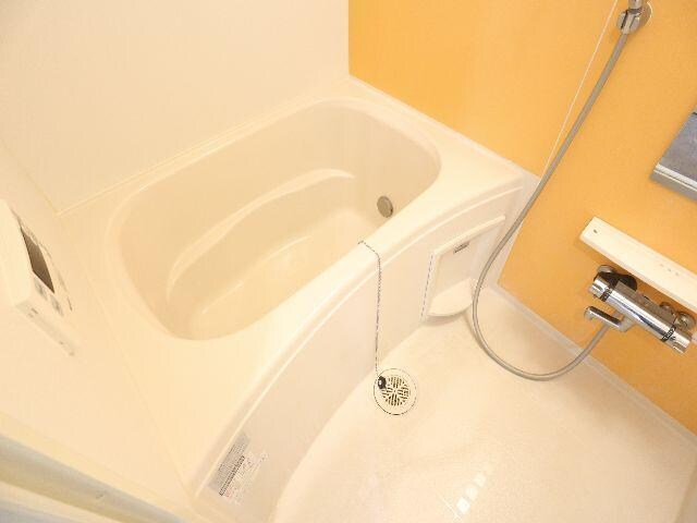 奈良駅 バス14分  西九条町下車：停歩4分 2階の物件内観写真