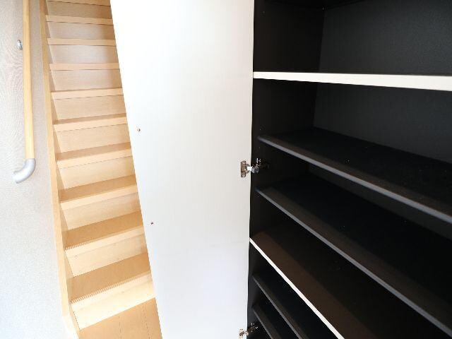 奈良駅 バス14分  西九条町下車：停歩4分 2階の物件内観写真