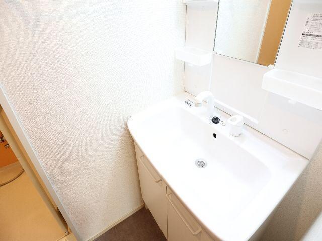 奈良駅 バス14分  西九条町下車：停歩4分 2階の物件内観写真