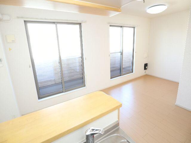 奈良駅 バス14分  西九条町下車：停歩4分 2階の物件内観写真