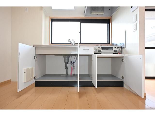 奈良駅 バス16分  大和ハウス前下車：停歩4分 2階の物件内観写真